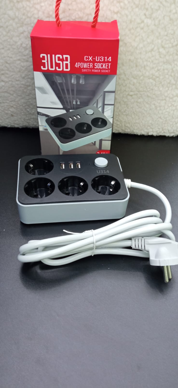 3USB XC-U314 4-es Elosztó – Több eszköz egyidejű töltése