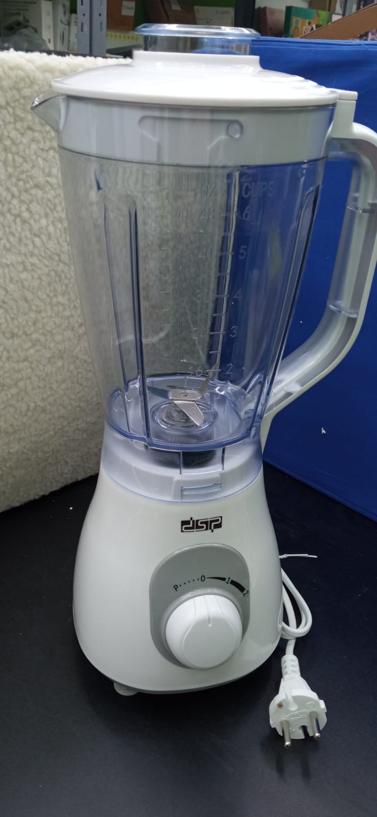 Turmixgép DSP KJ2093 – 1,5 literes üvegtartályos turmixgép, 500W teljesítménnyel és rozsdamentes acél pengékkel
