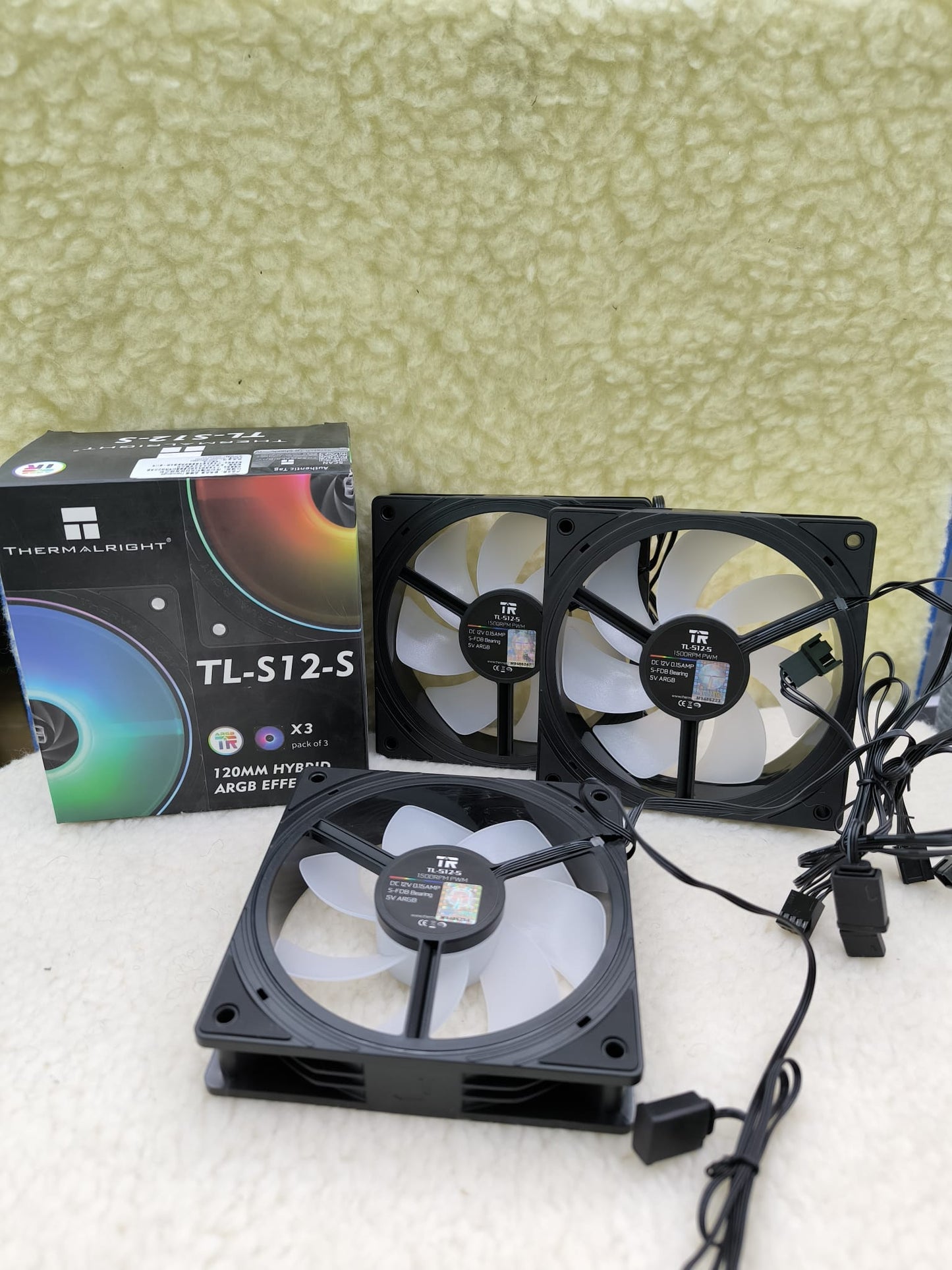 Thermalright TL-S12-S X3 CPU Fan Case Cooler PWM ventilátor, finom nyílású fényhatás, 4pin PWM csatlakozó számítógépes ventilátor ARGB fényhatásokkal, 1500RPM sebesség PC hűtőventilátor (120mm, fekete)